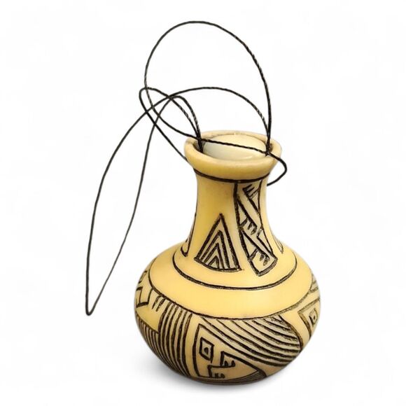 Robert Shields Miniature Vase Ornament 1-1/2"H, Cream with black carved lines - Picture 4 of 6